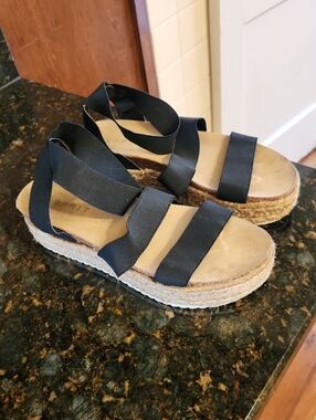 Esprit Black Espadrille Platform Sandals with Wide Elastic Straps